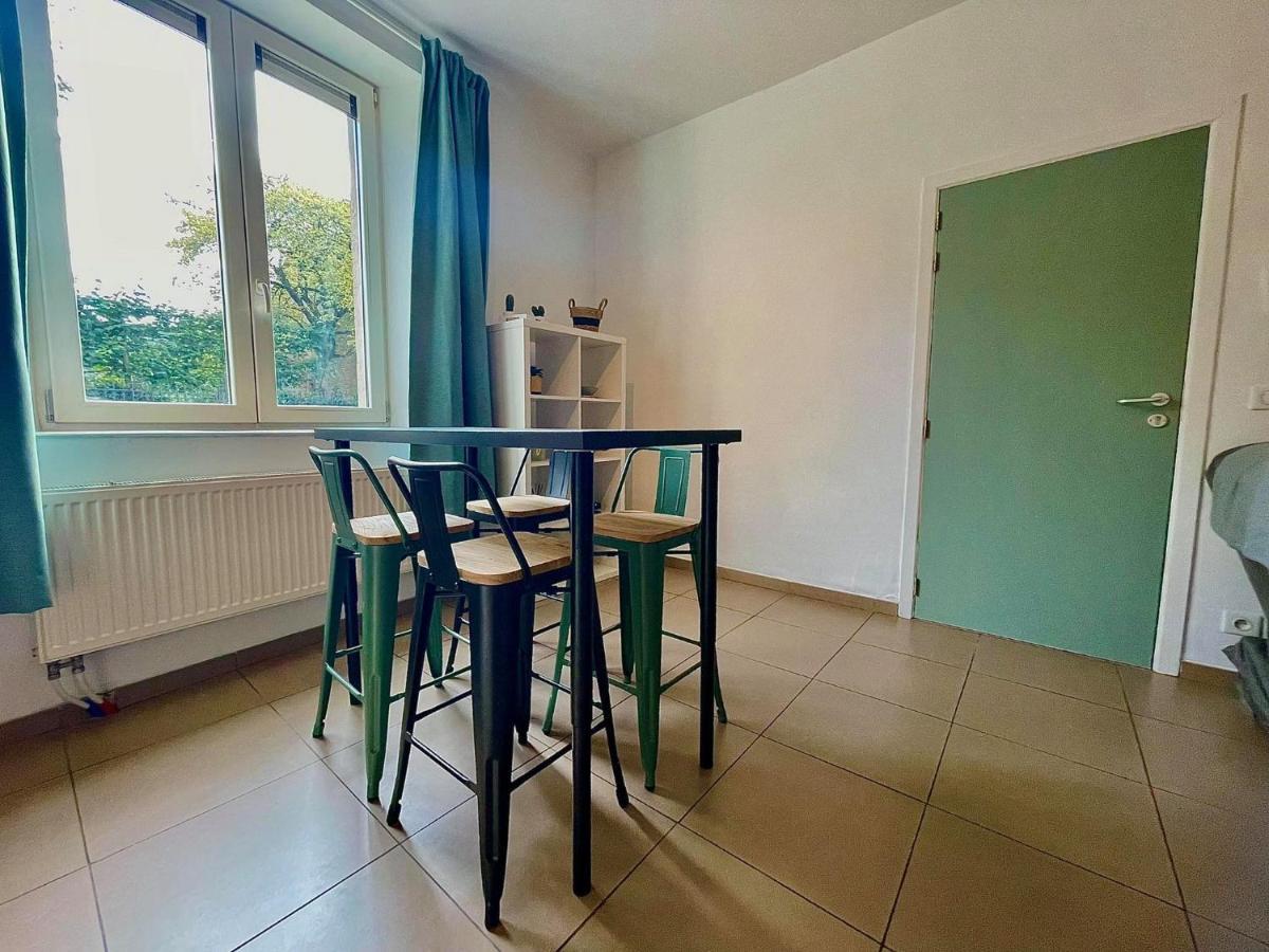 L'Appartement D'Houyet - Esc'Appart Экстерьер фото
